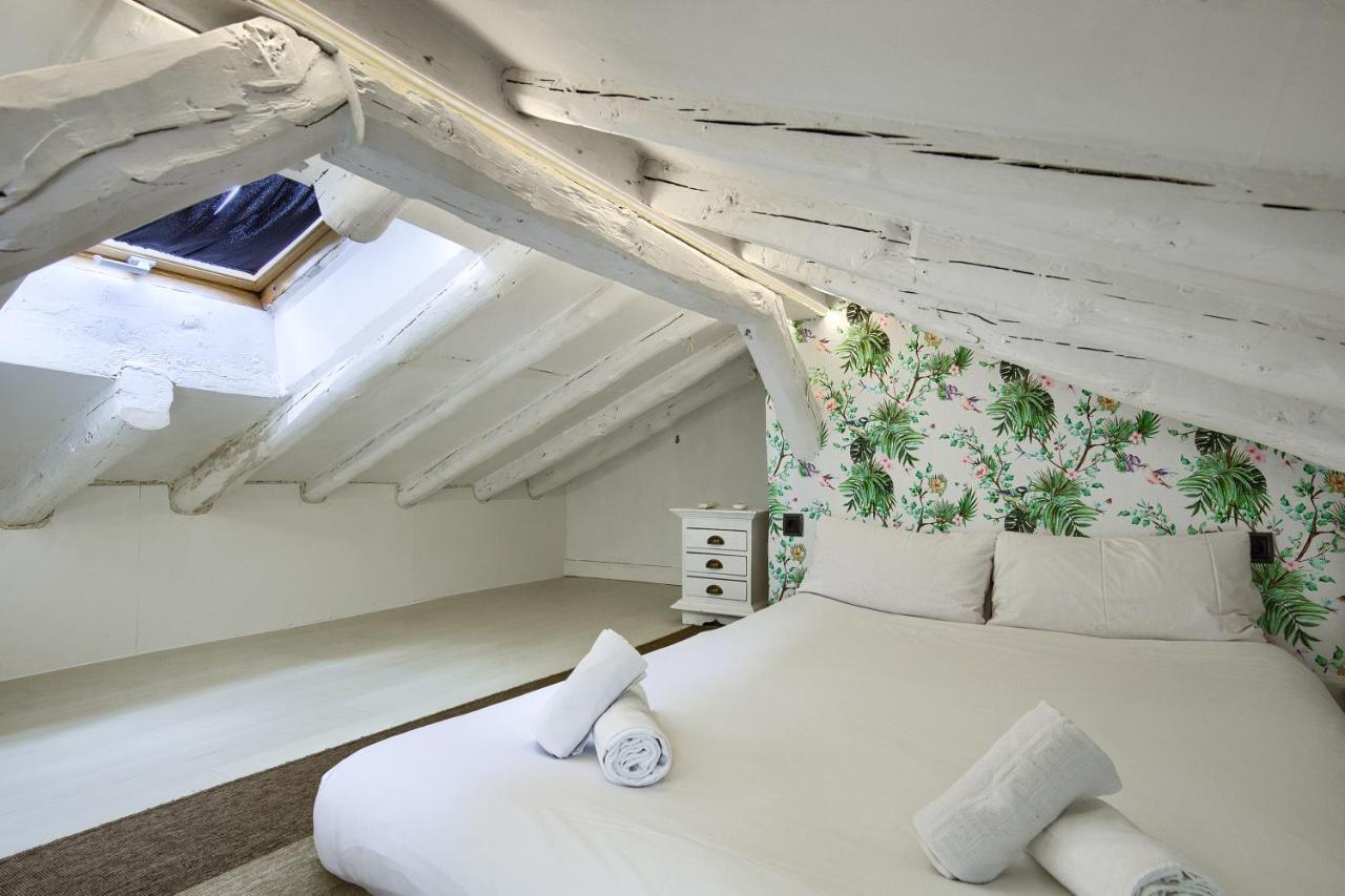 Appartement Charming Sol Attic à Madrid Extérieur photo