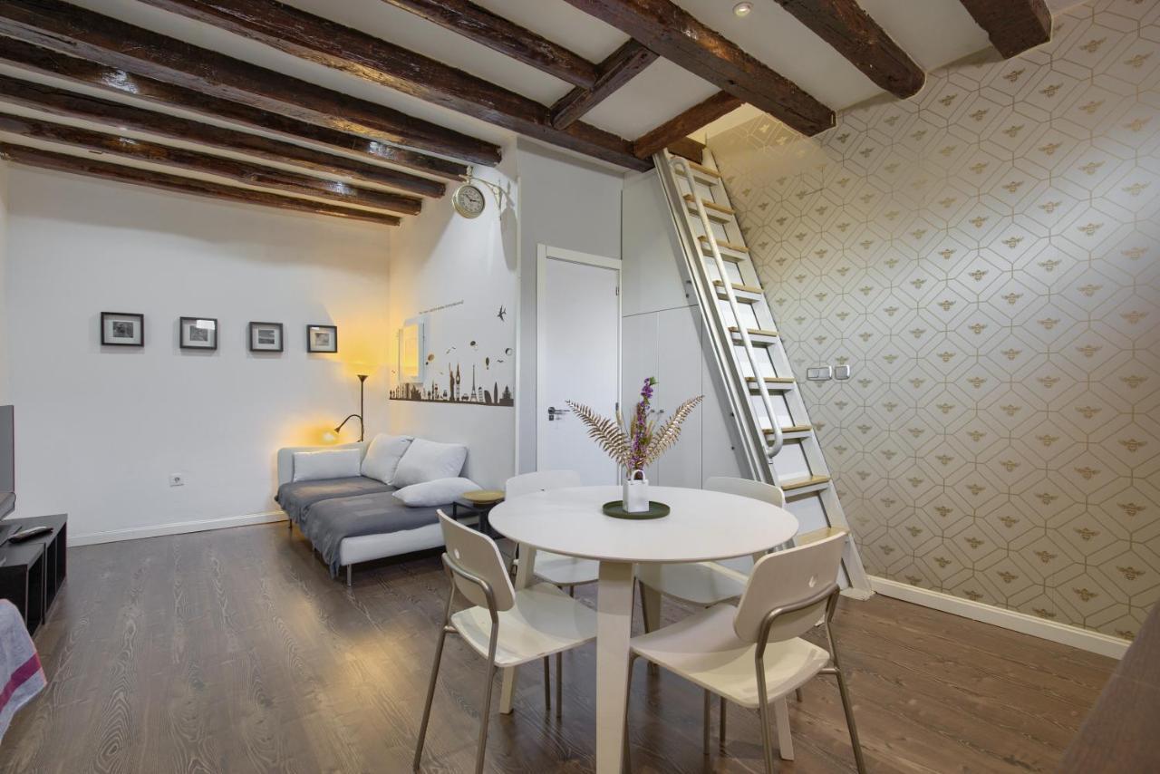 Appartement Charming Sol Attic à Madrid Extérieur photo